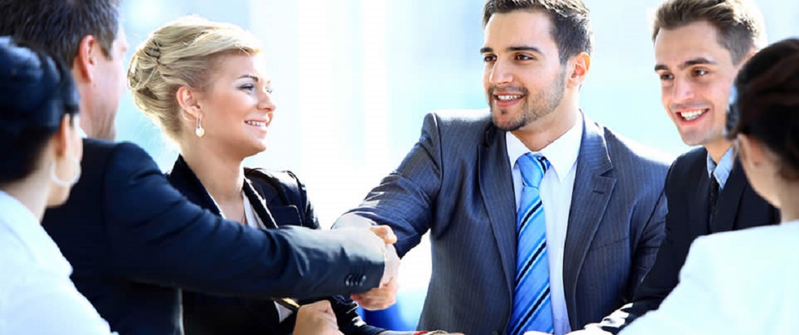 NHỮNG KỸ NĂNG ỨNG XỬ “KHÔN NGOAN” VỚI CÁC ĐỒNG NGHIỆP NHỮNG KỸ NĂNG ỨNG XỬ “KHÔN NGOAN” VỚI CÁC ĐỒNG NGHIỆP