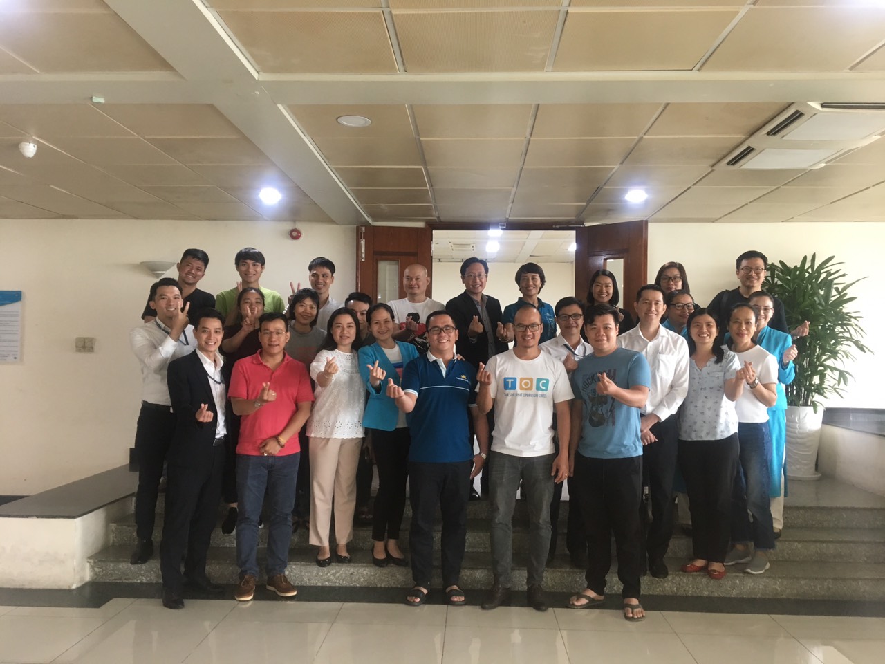 Chương Trình đào Tạo kỹ năng phục vụ và chăm sóc khách hàng chuyên nghiệp cho công ty hàng không Việt Nam – CTCP – Trung tâm khai thác Tân Sơn Nhất Chương Trình đào Tạo kỹ năng phục vụ và chăm sóc khách hàng chuyên nghiệp cho công ty hàng không Việt Nam – CTCP – Trung tâm khai thác Tân Sơn Nhất